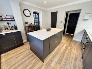 Kitchen- click for photo gallery